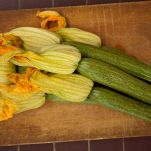 pasta-fiori-di-xucca-e-alici-pulizia-fiori