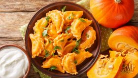 Pasta ripiena alla zucca