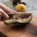 torta-salata-carciofi-patate-preparo-carciofi