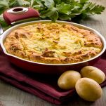 torta-salata-di-patate-e-cipolle-presentazione-1