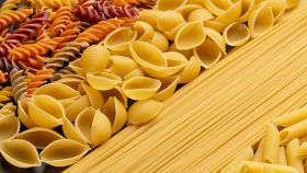 Varietà di tipi e forme di pasta secca italiana