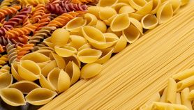 Varietà di tipi e forme di pasta secca italiana