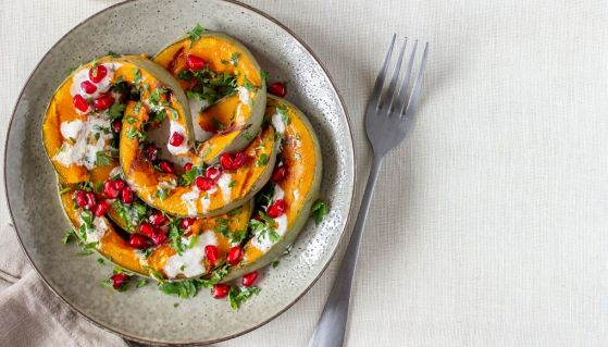 Zucca con besciamella e melograno