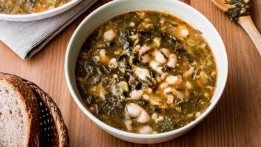 Zuppa di verza e fagioli