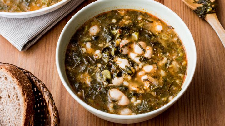Zuppa di verza e fagioli