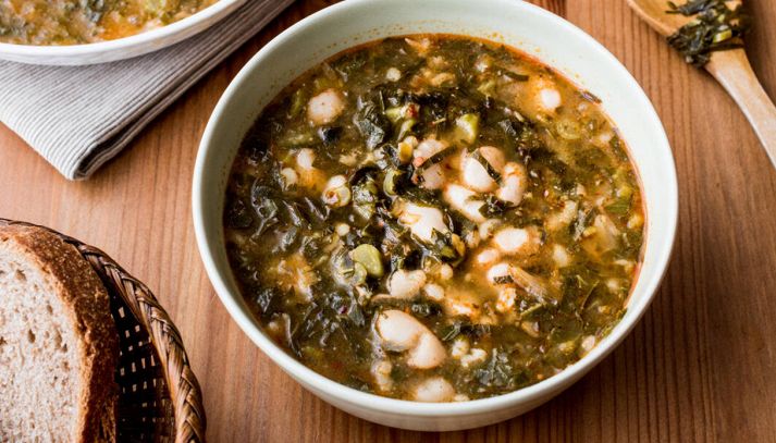 Zuppa di verza e fagioli