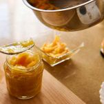 marmellata-di-zucca-e-mele-mettere-nei-vasetti