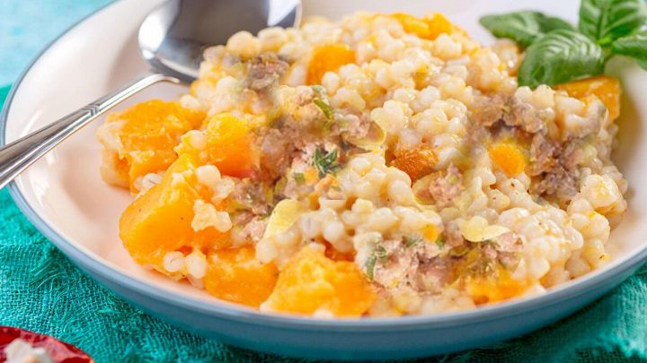 Orzotto zucca e salsiccia