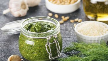 Un pesto verde, intenso, profumato: custodisce un cuore d’Isola