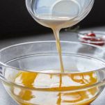 crema-al-cioccolato-per-pandoro-aggiungere-latte