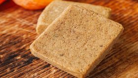 Primo piano di dado vegetale