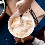 preparazione-crema-cheesecake-mascrpone-e-yogurt