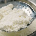 scolo-anacardi-ricotta-vegetale