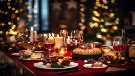 Tavola imbandita per Natale