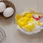 tiramisu-con-biscotti-secchi-aggiuti-albumi-montati-a-crema