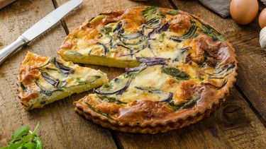 Torta salata di polenta e verdure