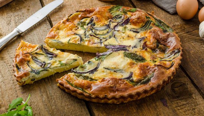 Torta salata di polenta e verdure