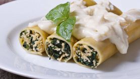 Cannelloni con spinaci e mozzarella