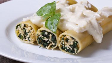 Cannelloni con spinaci e mozzarella
