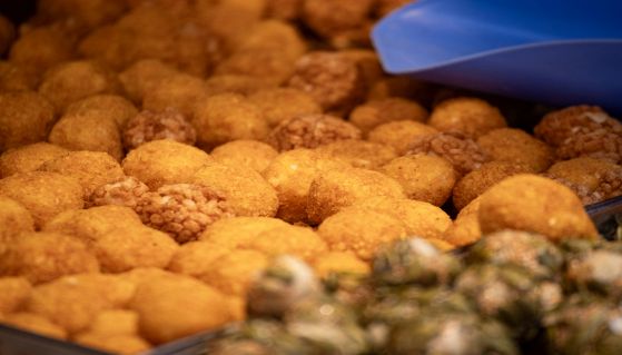 Distesa di gustose crocchette fritte