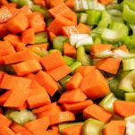 lasagne-senza-glutine-e-senza-lattosio-preparazione-soffritto