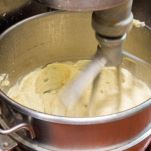 maritozzo-salato-impasto-in-corso