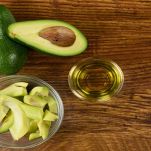 mousse-salmone-avocado-preparazione-avocado