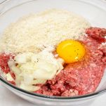 polpettone-al-cartoccio-preparazione-impasto