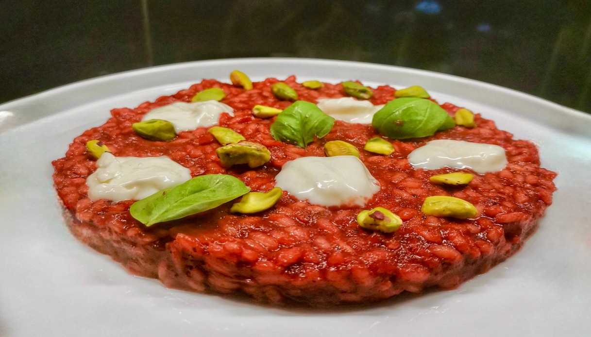 Risotto con barbabietola e stracchino