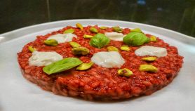 Risotto con barbabietola e stracchino