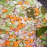 zuppa-cavolo-nero-e-cannellini-soffritto