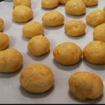 castagnole-marchigiane-al-miele-pronte-per-frittura