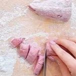 gnocchi-rosa-crema-parmigisno-preparazione-gnocchi