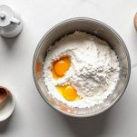 Ingredienti della pastella mescolati insieme