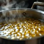 Olio caldo in padella