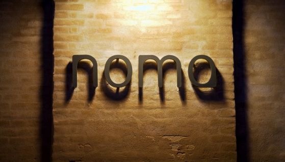 Insegna del ristorante Noma Copenaghen