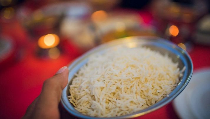 Un piatto di riso basmati in India