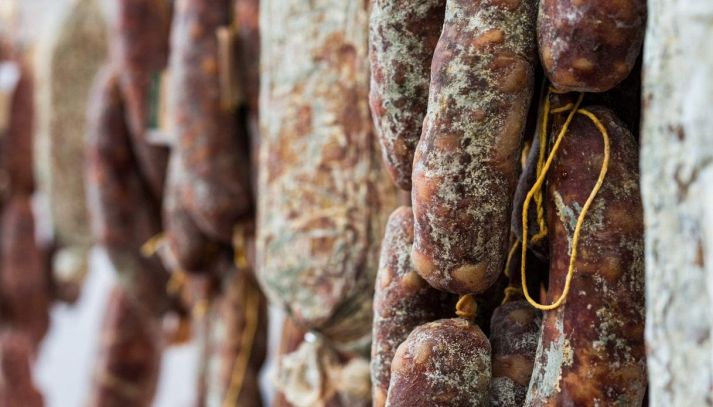 Salami in stagionatura e rischio salmonella