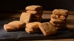 Vassoio con biscotti alle nespole