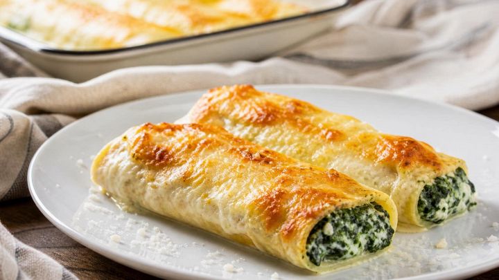 Cannelloni di ricotta e spinaci con besciamella