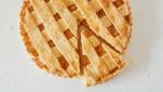 Fetta crostata con confettura di albicocche