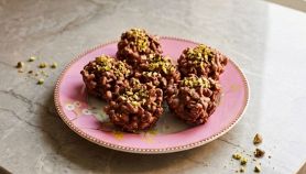 Muffin senza cottura decorati con pistacchio
