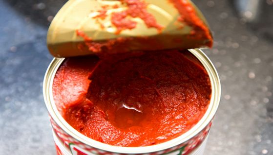 Sugo di pomodoro nella latta