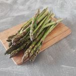 Asparagi puliti