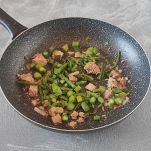 Asparagi e tonno in padella