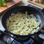 pasta-integrale-con-cipolla-step-2.jpeg