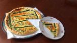 Quiche agli asparagi con fetta tagliata