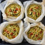 spaghetti-al-cartoccio-con-zucchine-step-5.jpeg