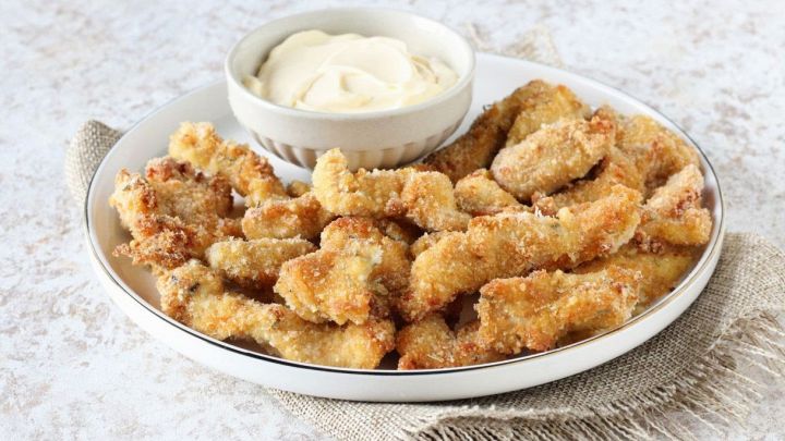 Straccetti di pollo panati cotti in friggitrice ad aria