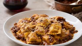 Agnolotti al sugo di brasato